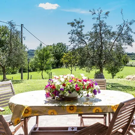 ファームステイ La Valle Degli Ulivi センプロニアーノ